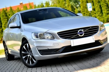 Volvo V60 I Kombi Facelifting 2.0 D2 DRIVE-E 120KM 2017 Volvo V60 LiFT 2,0 Disel Bi Xenon Ledy Skóra, zdjęcie 5