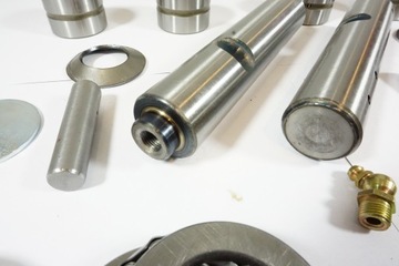 Ремкомплект поворотного кулака GPW 2005 2007 SWORZEŃ