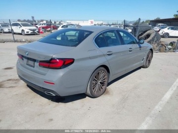 BMW Seria 5 G30-G31 2022 BMW Seria 5 530E, 2022r., 2.0L, zdjęcie 2