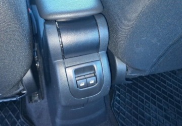 Citroen C-Elysee II Sedan Facelifting 1.2 PureTech 82KM 2018 Citroen C-Elysee C-Elysee 1.2 PureTech MoreLife 1.2 Benzyna 82KM, zdjęcie 23