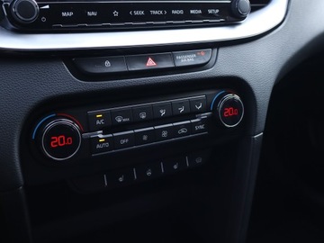 Kia Ceed III Kombi Facelifting 1.5 T-GDI 160KM 2022 Kia Ceed 1.5 T-GDI, Salon Polska, 1. Właściciel, zdjęcie 20