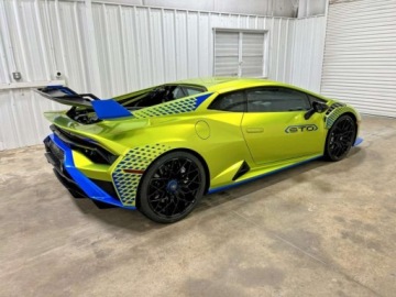 Lamborghini Huracan STO 5.2 V10 640KM 2022 Lamborghini Huracan 2022r., Sto, 5.2L, od ubezpieczalni 5.2 Benzyna 639KM, zdjęcie 3