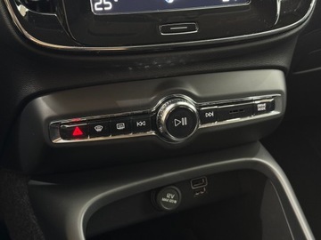 Volvo XC40 Crossover Plug-In Facelifting 1.5 T4 211KM 2022 Volvo XC 40 T4 Plug In Inscription / CarPlay / Naw, zdjęcie 22