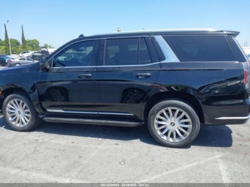 Cadillac Escalade III 2023 Cadillac Escalade Premium Luxury 2023 6.2l 6.2 Benzyna 420KM, zdjęcie 2