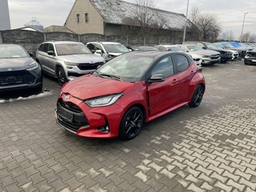 Toyota Yaris IV Hatchback 1.5 Hybrid Dynamic Force 116KM 2023 Toyota Yaris Hybryda Automat Klimatronik Kamera