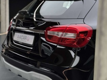 Mercedes GLA I Off-Roader Facelifting 1.6 180 122KM 2019 Mercedes-Benz GLA 180 7G-DCT CarPlayAndroidAuto Kamera cofania Asystent, zdjęcie 30