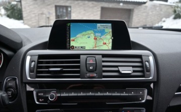 BMW Seria 1 F20-F21 Hatchback 5d Facelifting 2015 118d 150KM 2016 BMW Seria 1 2,0D 150 KM SPORT-LINE Full Led Nawigacja Klimatronik 2.0 150KM, zdjęcie 13