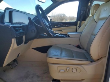Cadillac Escalade III 2023 Cadillac Escalade Premium Luxury 2023 6.2 Benzyna 420KM, zdjęcie 7