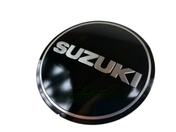 EMBLEMAT NA DEKIEL ALTERNATORA SUZUKI GS 500