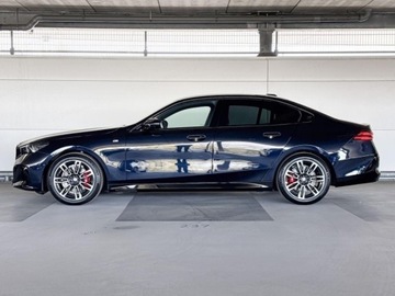BMW Seria 5 G90-91 Touring 2.0 520d 197KM 2025 BMW Seria 5 520d xDrive Sport Sedan 2.0 (197KM) 2025, zdjęcie 2