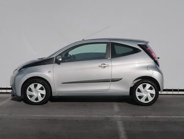 Toyota Aygo II Hatchback 5d 1.0 VVT-i 69KM 2015 Toyota Aygo 1.0 VVT-i, Salon Polska, Serwis ASO, zdjęcie 2