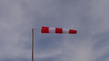 Авиационный рукав - индикатор ветра - флюгер