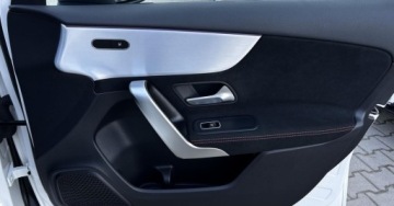 Mercedes Klasa A W177/V177 Sedan Facelifting 1.3 200 163KM 2023 Mercedes-Benz Klasa A Salon PL AMG Line Kamera Czujniki MBUX Carplay Andro, zdjęcie 19