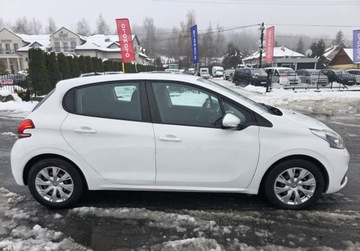 Peugeot 208 I Hatchback 5d Facelifting 1.2 PureTech 110KM 2019 Peugeot 208 1.2 Benzyna 110KM, zdjęcie 7