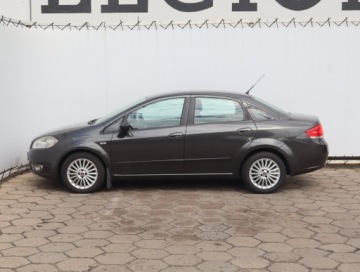 Fiat Linea Sedan 1.3 16v Multijet 90KM 2007 Fiat Linea 1.3 MultiJet, Salon Polska, Serwis ASO, zdjęcie 2