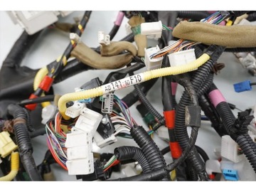 LEXUS LS SVAZEK PŘÍVODŮ MOTORU 460 BENZÍN 280KW (381 HP) 8610150490