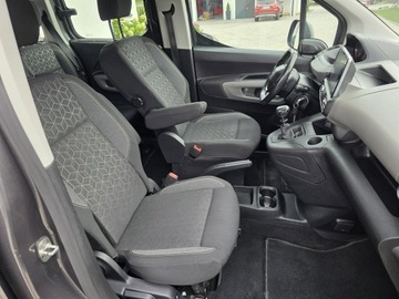 Peugeot Rifter Standard 1.2 PureTech 110KM 2018 Peugeot RIFTER bezwypadkowy *NOWY ROZRZĄD* 7, zdjęcie 5