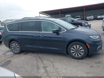 Chrysler Pacifica II 2021 Chrysler Pacifica 2021 CHRYSLER PACIFICA HYBRID TOURING L 3.6 Hybryda 260KM, zdjęcie 6