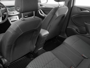 Opel Astra K Sportstourer Facelifting 1.2 Turbo 130KM 2021 Opel Astra GD448YV#1.2 T Edition 2 stref klima, zdjęcie 21