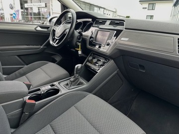 Volkswagen Touran III 1.4 TSI 150KM 2017 Volkswagen Touran benzyna, automatyczna, napęd prz, zdjęcie 8