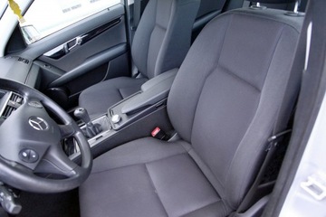 Mercedes Klasa C W204 Limuzyna 1.8 180 K 156KM 2010 Mercedes C 180 1.8 156KM/Klimatronic/ 6 Biegów/, zdjęcie 14
