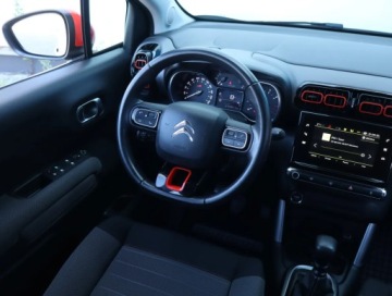 Citroen C3 Aircross  I Crossover 1.2 PureTech 131KM 2018 Citroen C3 Aircross 1.2 PureTech, Salon Polska, zdjęcie 6