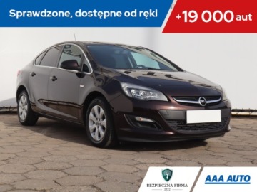 Opel Astra J Sedan 1.4 Turbo ECOTEC 140KM 2018 Opel Astra 1.4 T, Salon Polska, Serwis ASO, GAZ