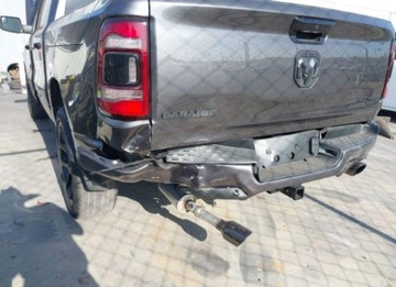  RAM 1500 2024, 5.7L, 4x4, LARAMIE, od ubezpieczalni 5.7 Benzyna 395KM, zdjęcie 6