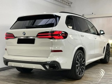 BMW X5 G05 SUV Facelifting 3.0 30d 298KM 2025 BMW X5 xDrive30d Sport Suv 3.0 (298KM) 2025, zdjęcie 3