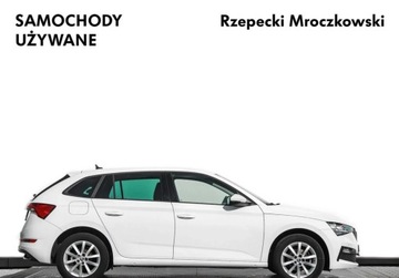 Skoda Scala Hatchback 1.0 TSI 110KM 2021 Skoda Scala 1.0TSI 110KM Ambition, Kierownica Multifunkcyjna, Autoalarm, zdjęcie 6