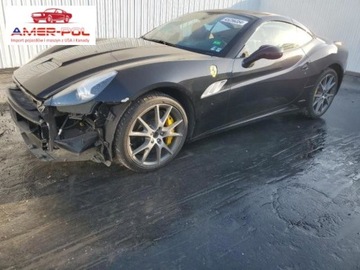 Ferrari California 2014 Ferrari California 2014, 4.3L, od ubezpieczalni