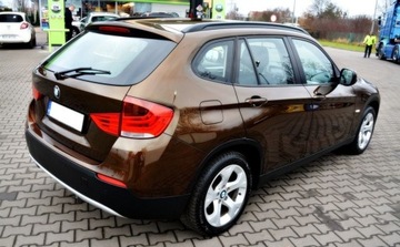 BMW X1 E84 Crossover sDrive18d 143KM 2010 BMW X1 Bezwypadkowy Podgrzewane fotele, Czujniki parkowania przod tyl, zdjęcie 2