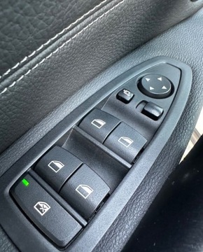 BMW X1 F48 Crossover sDrive18d 150KM 2018 BMW X1 Automat,Niemcy,HarnanKardon,El Bagaznik,Hedup 2.0 Diesel 150KM, zdjęcie 11