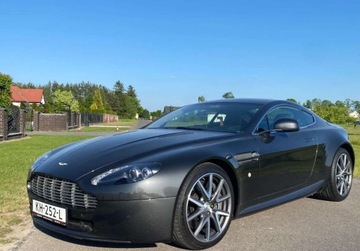 Aston Martin V8 Vantage III 2012
