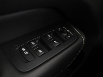 Volvo XC60 II Crossover T5 250KM 2019 Volvo XC 60 R-design, Kamera, Navi, Podg.fotele,, zdjęcie 33