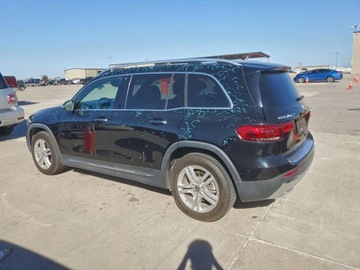 Mercedes GLB 2023 Mercedes-Benz GLB 250 2023 2.0L 2.0 Benzyna 221KM, zdjęcie 1