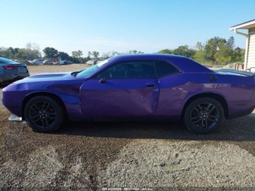 Dodge Challenger III 2019 Dodge Challenger Challenger gt awd 3.6 Benzyna 305KM, zdjęcie 7