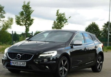 Volvo V40 II Hatchback Facelifting 1.5 T3 152KM 2019 Volvo V40 R-Design z Gwarancja Bezwypadkowy 100 1.5 Benzyna 152KM, zdjęcie 1