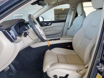 Volvo XC60 II 2022 Volvo XC 60 B5 INSCRIPTION, od ubezpieczalni 2.0 Benzyna 247KM, zdjęcie 6