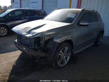 Mercedes GLE V167 2022 Mercedes-Benz GLE 450, 2022r., 4x4, 3.0L 3.0 Benzyna 362KM, zdjęcie 1