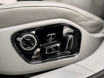 Audi A8 D4 Sedan Facelifting 4.0 TFSI 435KM 2014 Audi A8 A8 L Quattro 4.0 benzyna Japonia 4.0 Benzyna 435KM, zdjęcie 19
