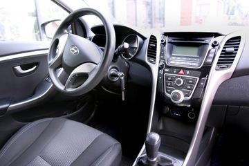 Hyundai i30 II Wagon 1.4 CRDi 90KM 2013 Hyundai i30 Klimatyzacja|LED|6 Biegów| Serwis|GWR, zdjęcie 9