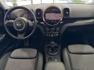 Mini Countryman F60 Crossover Facelifting 1.5  136KM 2023 MINI Countryman Cooper Classic Panorama CarPlayAndroid ACC Kamera cofa, zdjęcie 13