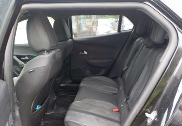 Peugeot 2008 II SUV 1.2 PureTech 130KM 2023 Peugeot 2008 Okazja 1.2 Benzyna 130KM, zdjęcie 19