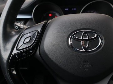 Toyota C-HR I Crossover Facelifting 2.0 Hybrid Dynamic Force 184KM 2019 Toyota C-HR 2.0 Hybrid, Salon Polska, Automat, zdjęcie 16