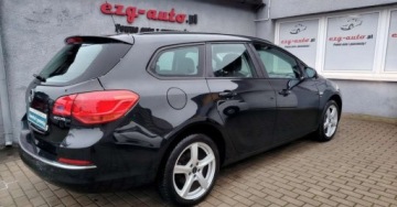 Opel Astra J Sports Tourer Facelifting 1.4 Turbo ECOTEC 120KM 2014 Opel Astra Opel Astra 1.4 T Cosmo 1.4 Benzyna 120KM, zdjęcie 5