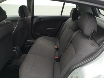 Opel Astra J Hatchback 5d 1.6 Twinport ECOTEC 115KM 2009 Opel Astra 1.6 16V 116KM Klimatyzacja Elektryka, zdjęcie 15