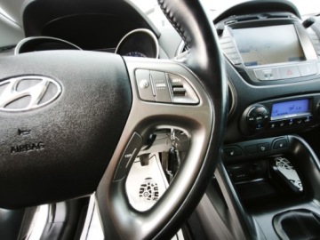 Hyundai ix35 SUV Facelifting 1.7 CRDi 115KM 2015 Hyundai ix35 1.7 CRDi Ledy Navi Kamera Felga PDC GWARANCJA, zdjęcie 13