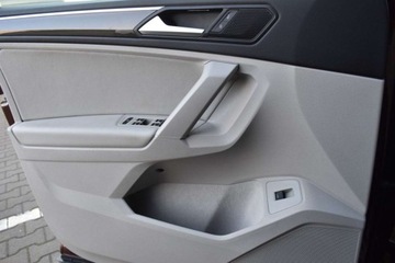 Volkswagen Tiguan II SUV Facelifting 1.5 TSI 150KM 2022 Volkswagen Tiguan SalonPL 1.5TSI 150KM Elegance DSG7IQ Led MatrixACCGwaran, zdjęcie 23