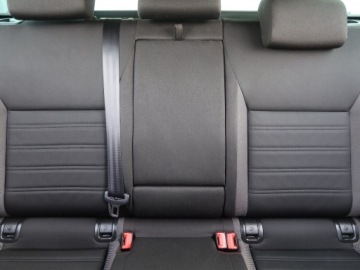 Skoda Octavia III Kombi Facelifting 1.5 TSI ACT 150KM 2019 Skoda Octavia 1.5 TSI, Salon Polska, zdjęcie 9